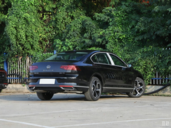 Volkswagen Certified Pre-Owned Magotan