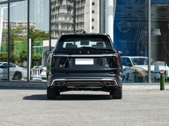 Hongqi Certified Pre-Owned HS7 PHEV